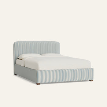 FEATURED: Shown in Queen / Legs / Smoke