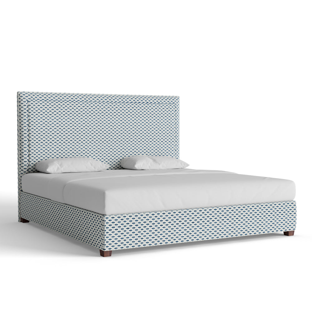 King willow amalfi custom on white background