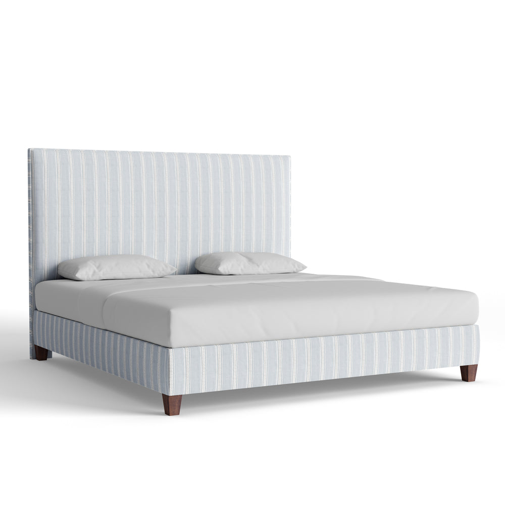 King margot mist custom on white background