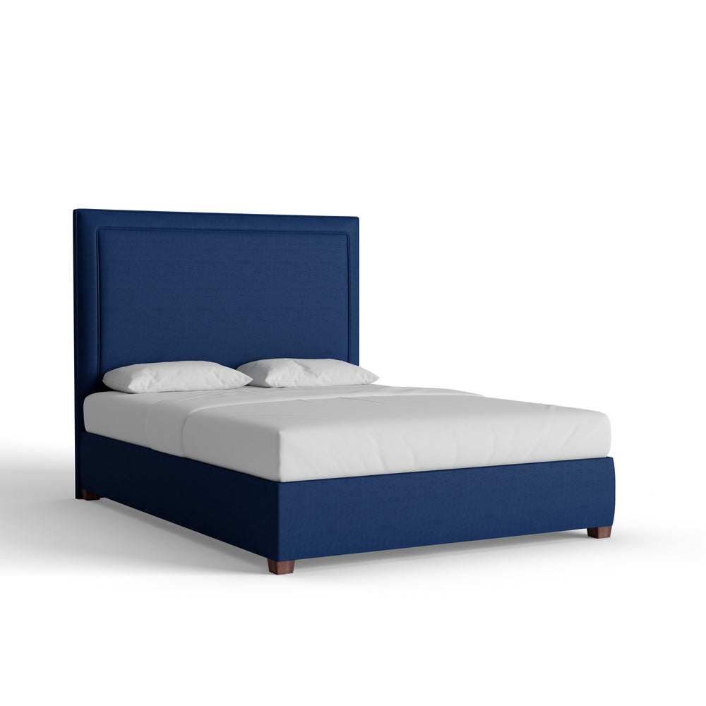 Queen midnight custom on white background