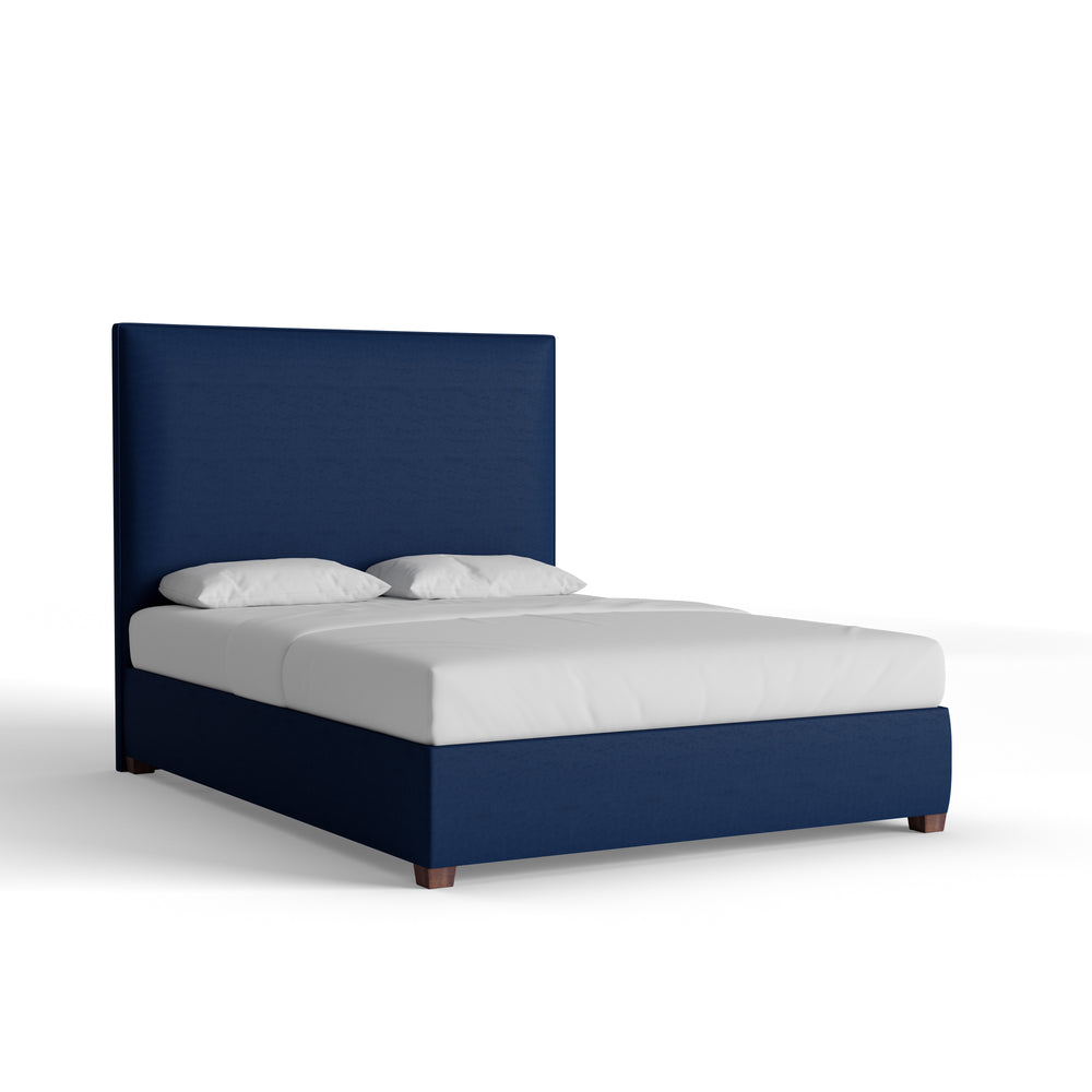 Queen midnight custom on white background