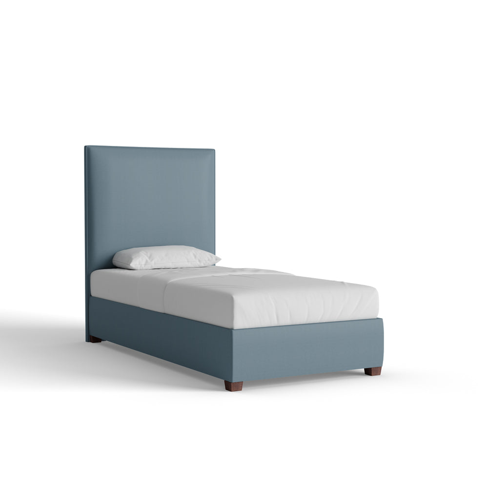 Twin harbor custom on white background