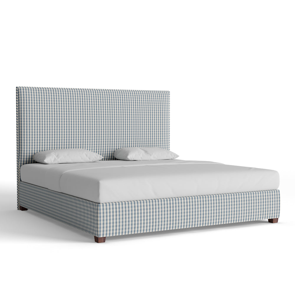 King millie harbor custom on white background