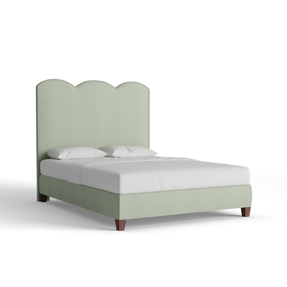 Queen laurel velvet custom on white background