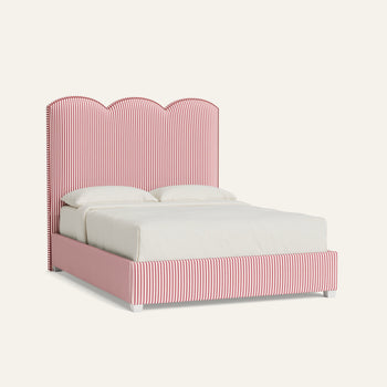 FEATURED: Shown in Queen / 11" Rails / Flour / Cosmo Welt