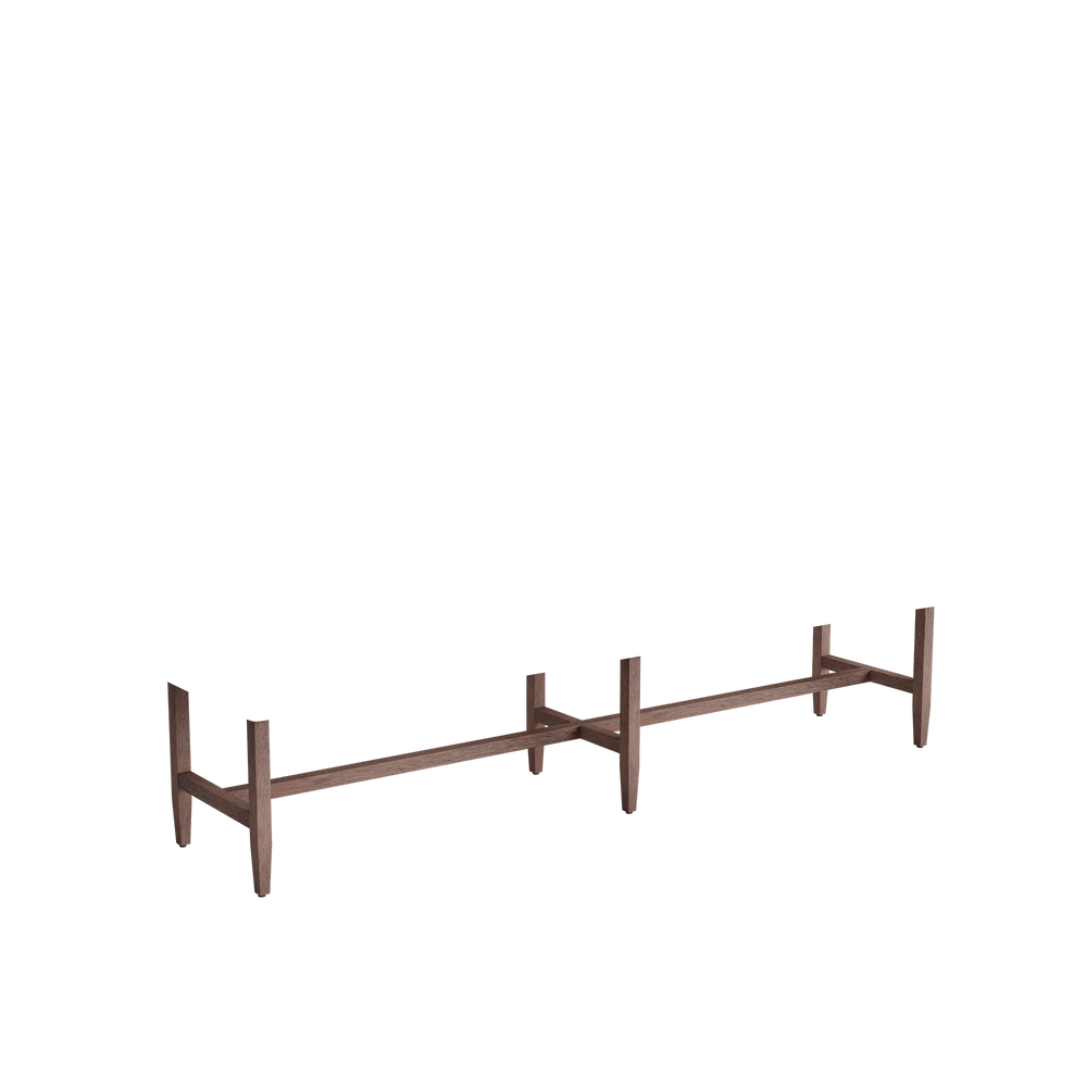 King margot fern custom on white background