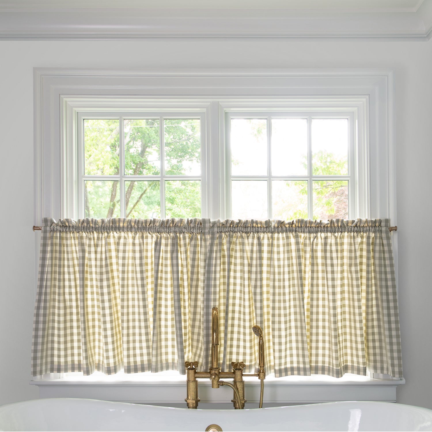 FEATURED: Shown in Rod with Header