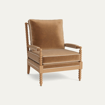 FEATURED: Shown with Oak / Sand Welt