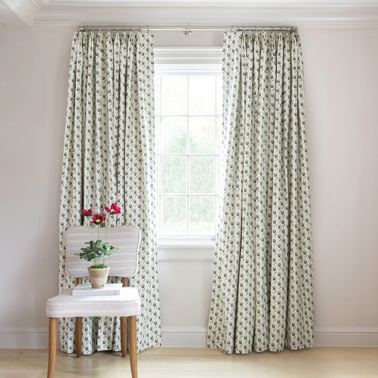 FEATURED: Shown in Tailored Pleat / Blackout