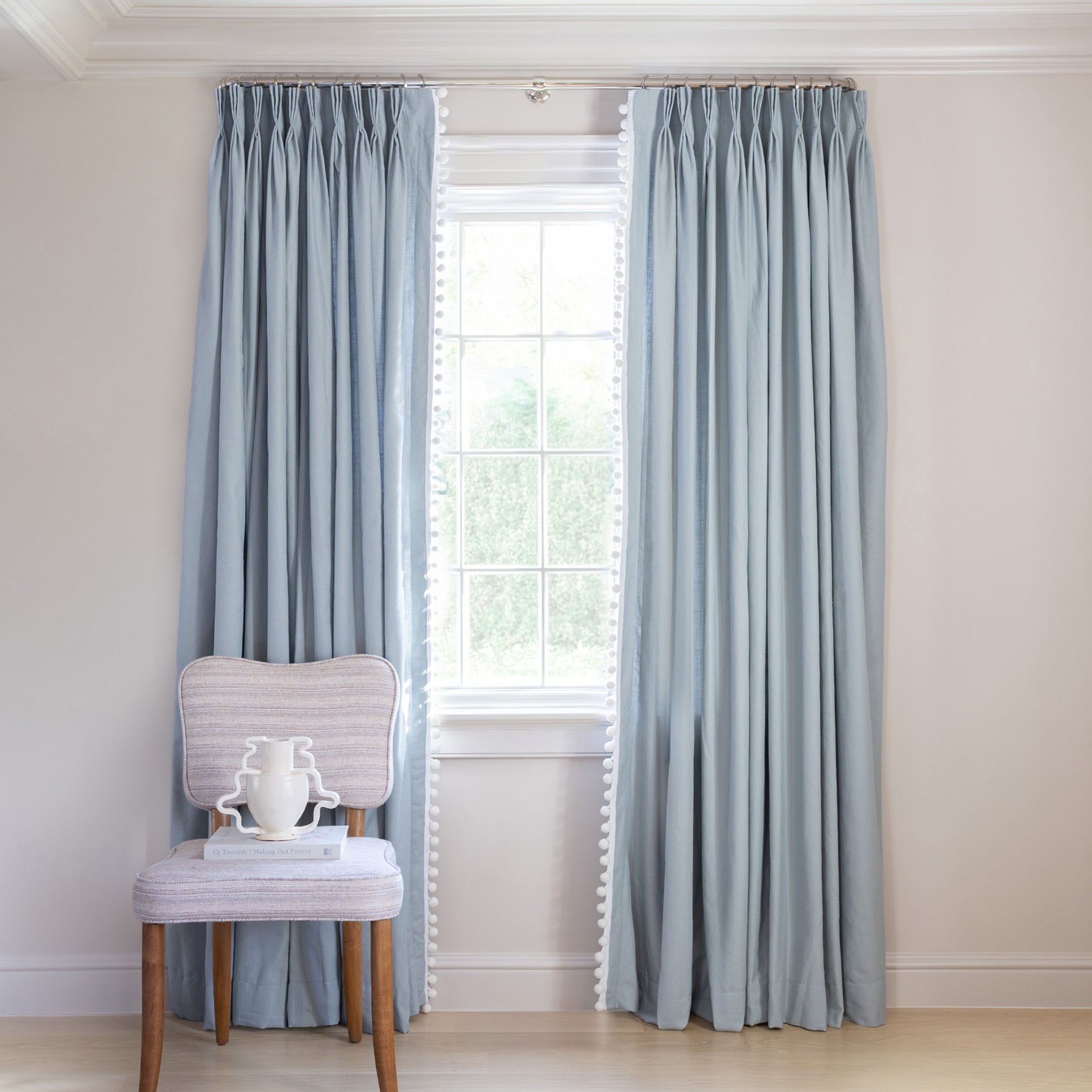 Shown in Pinch Pleat / Privacy / Snow Pom Pom