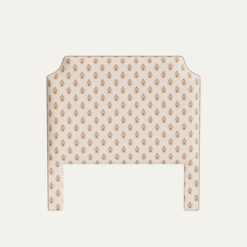 FEATURED: Shown in Queen / Flat / Camel Velvet Welt