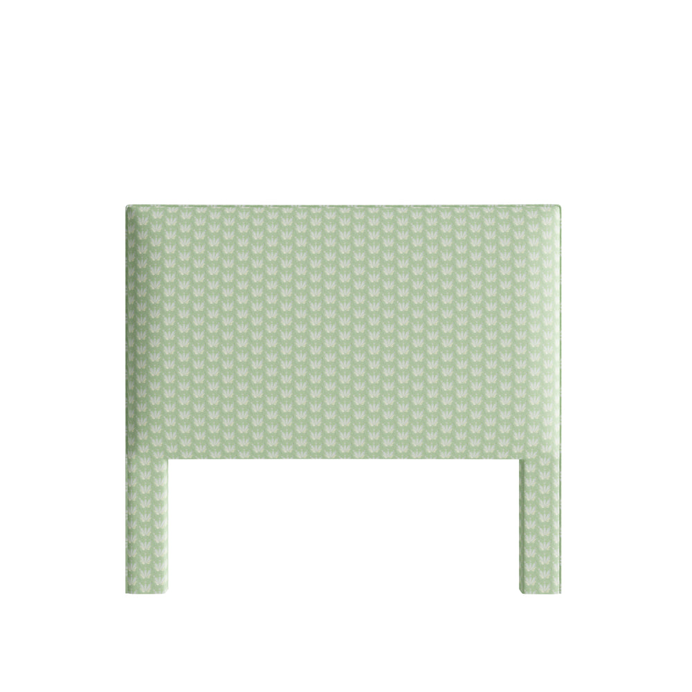 Queen serena sea salt custom on white background