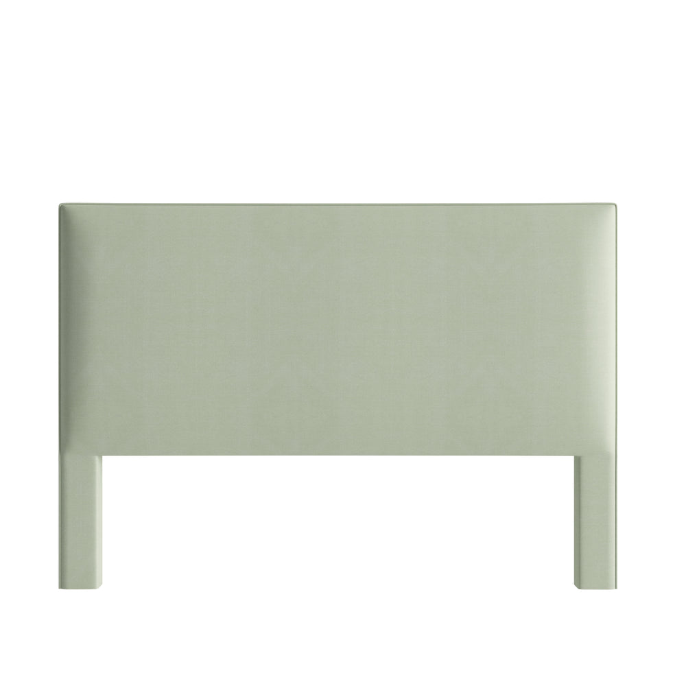 King laurel velvet custom on white background