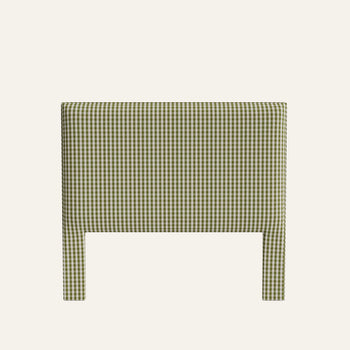 FEATURED: Shown in Queen / Self Welt