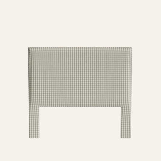 FEATURED: Shown in Queen / Self Welt