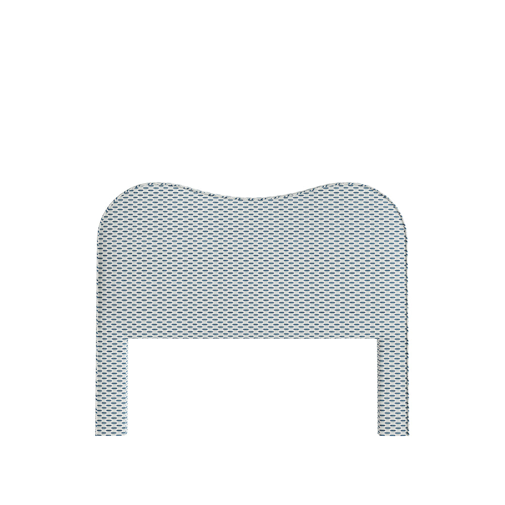 Queen willow amalfi custom on white background