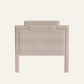 FEATURED: Shown in Queen / Camel Velvet Welt