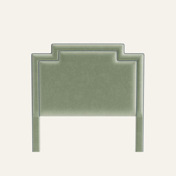 FEATURED: Shown in Queen / Harbor Welt