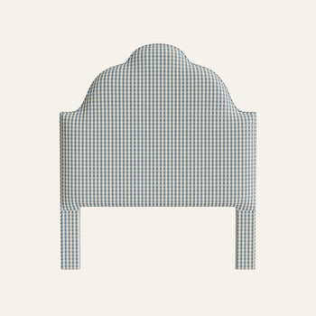 FEATURED: Shown in Queen / Self Welt