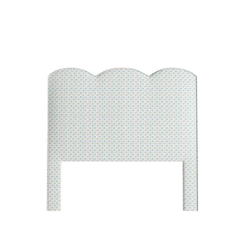 FEATURED: Shown in Queen / Self Welt