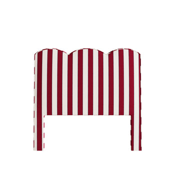 FEATURED: Shown in Queen / Self Welt