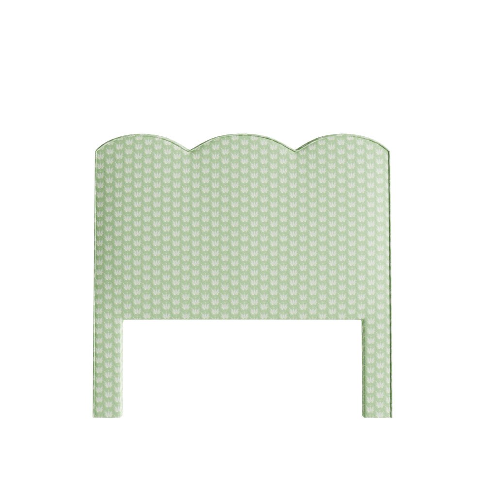 Queen serena sea salt custom on white background