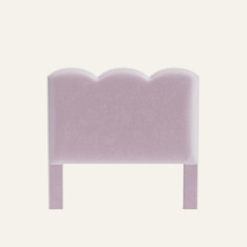 FEATURED: Shown in Queen / Snow Welt