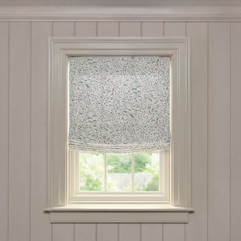 FEATURED: Shown in Relaxed