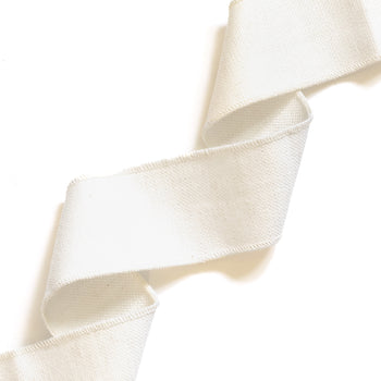 Flour product showing a textured band trim with a modern minimalist touch, perfect for custom home designs.