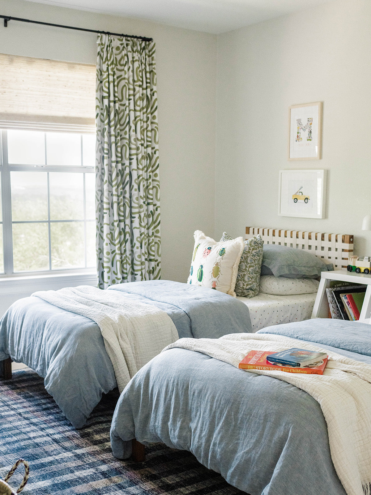 CollectionUGC 3x4 nurserykids hockneymoss