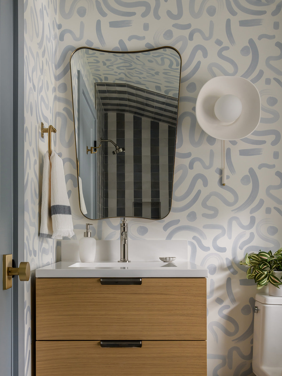 CollectionUGC 3x4 performancewallpaper hockneysky