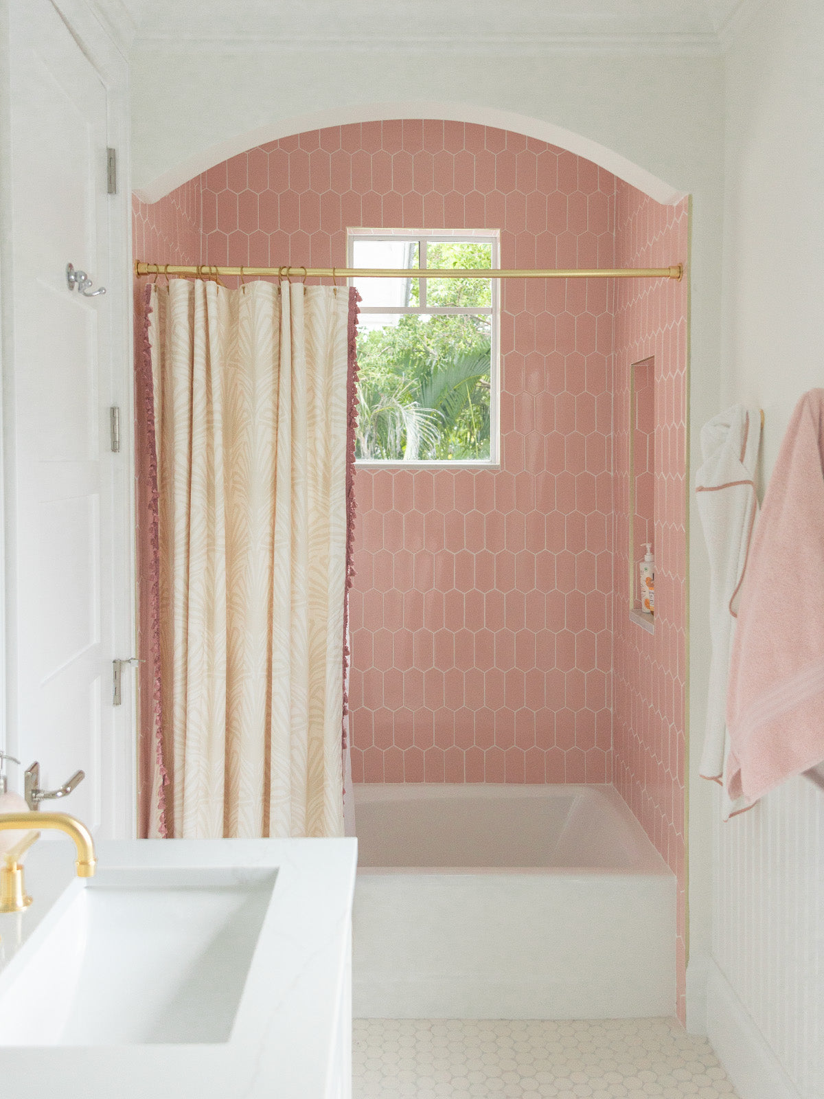 CollectionUGC 3x4 showercurtains suzysand