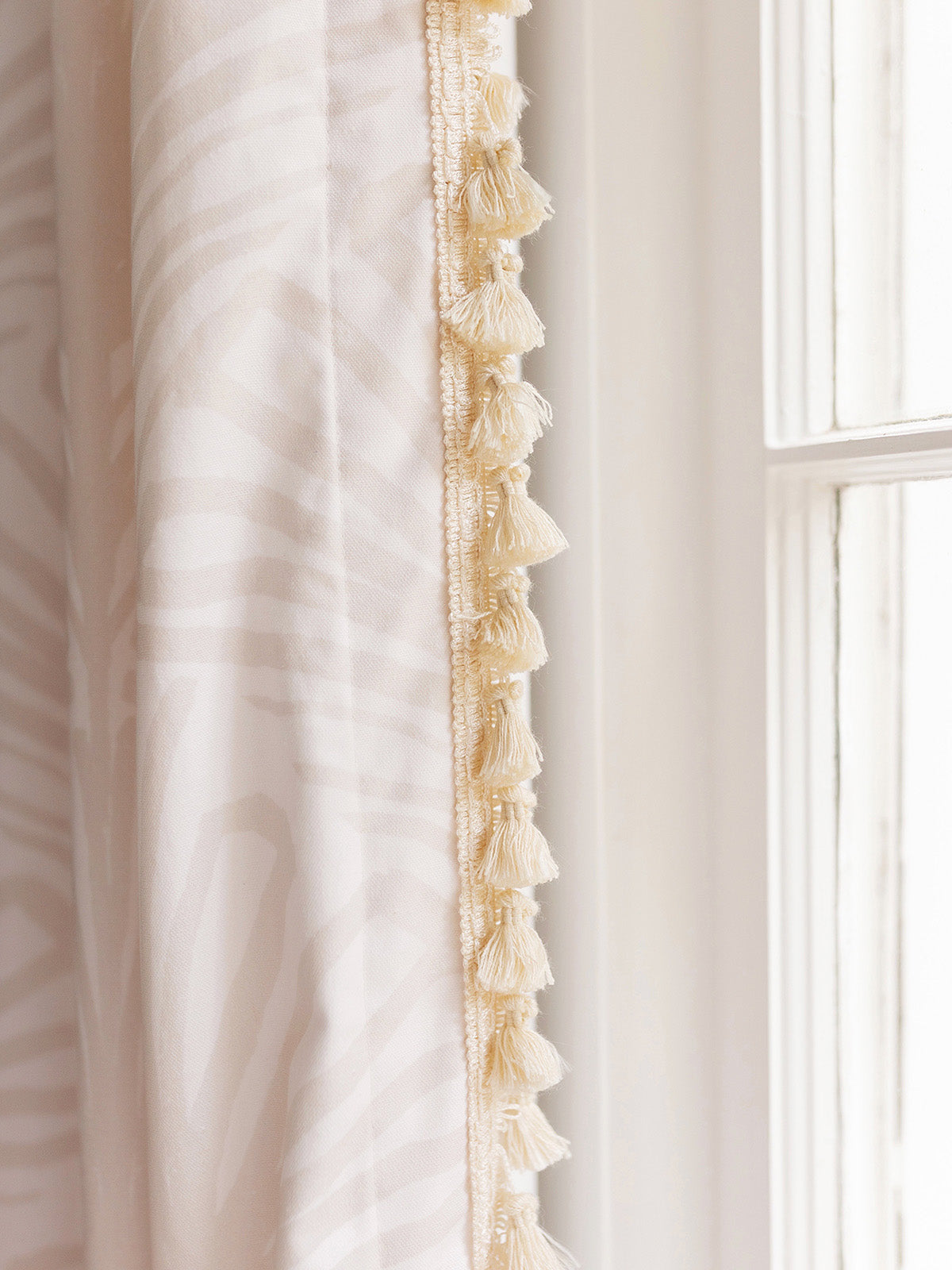 CollectionUGC 3x4 trimpiping creamtassel