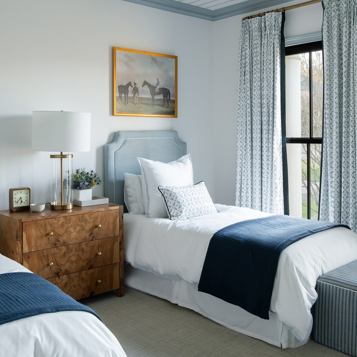 FEATURED: Photo by @markedbymarlo & @allisonelefantephoto