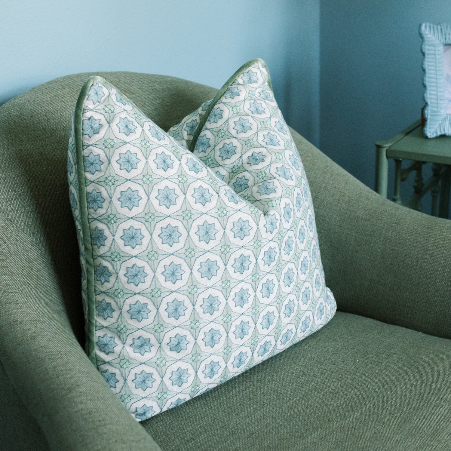 FEATURED: Photo by @mollyboyd