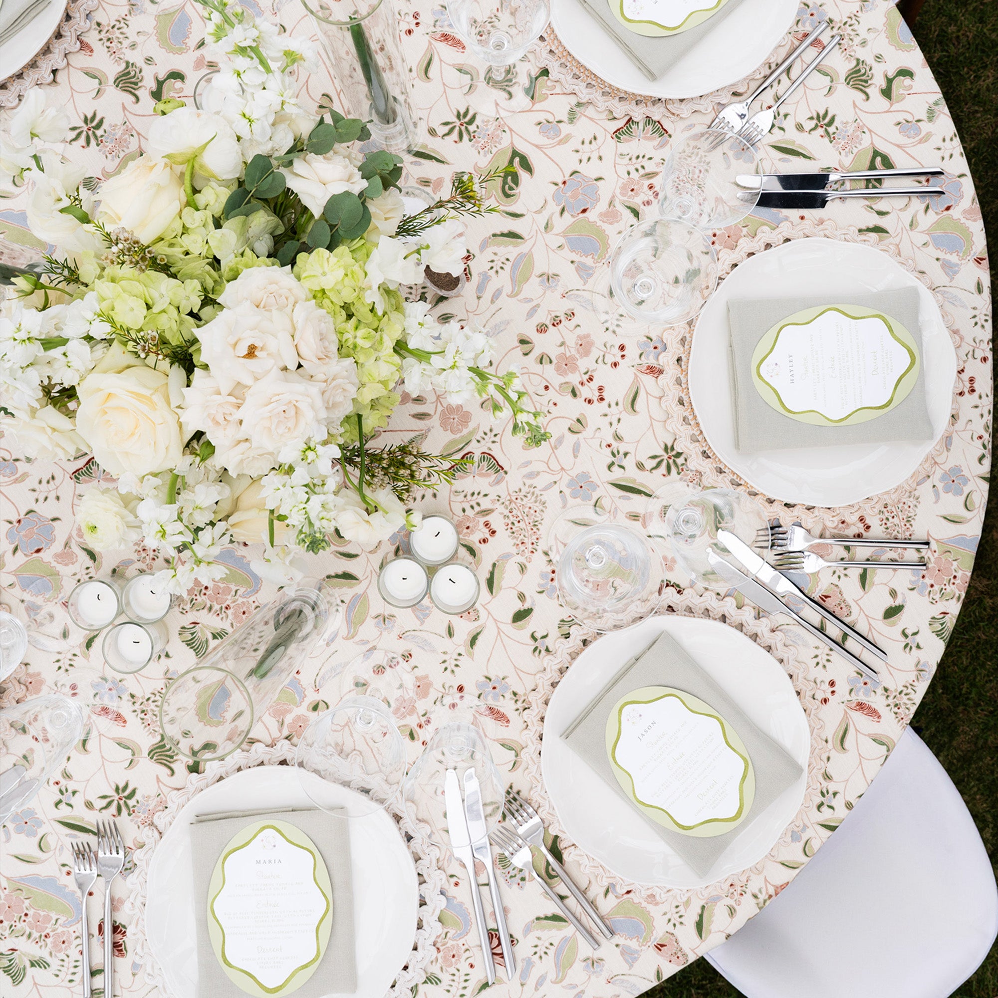 Gemma Rose Tablecloth - Thumbnail 3