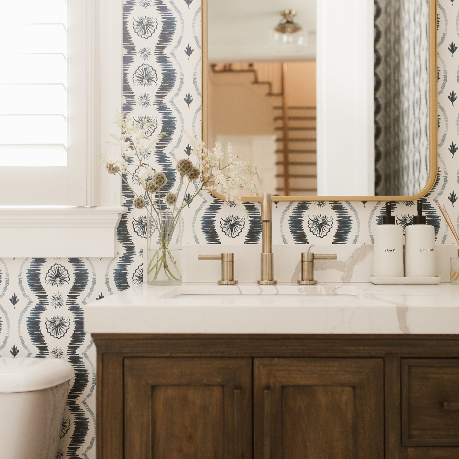 FEATURED: Photo by @costner.studio