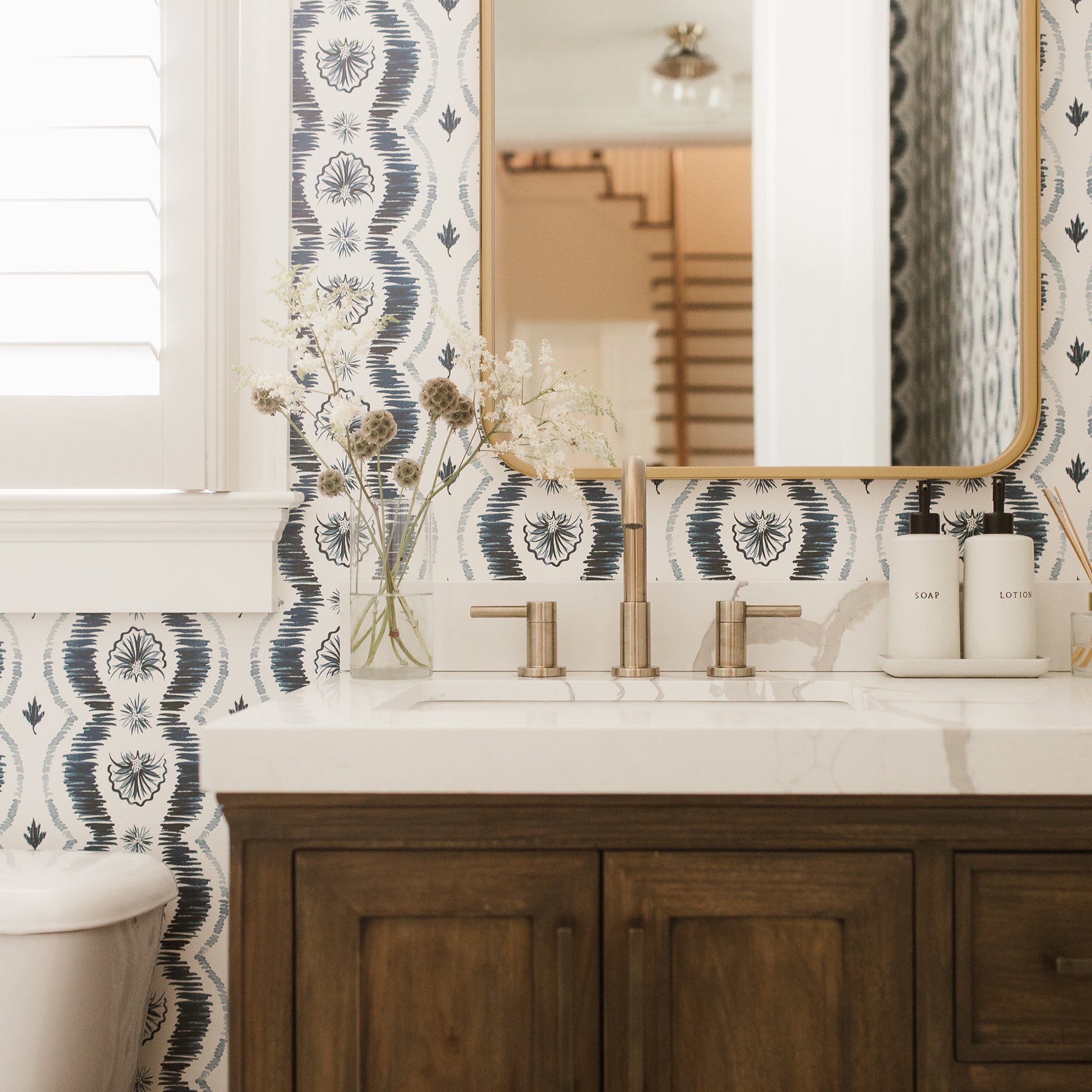 FEATURED: Photo by @costner.studio