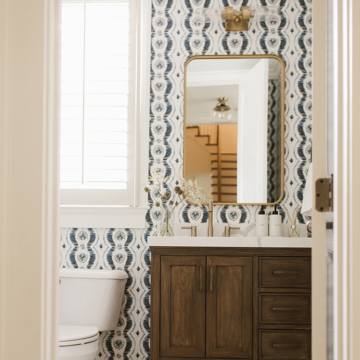 FEATURED: Photo by @costner.studio