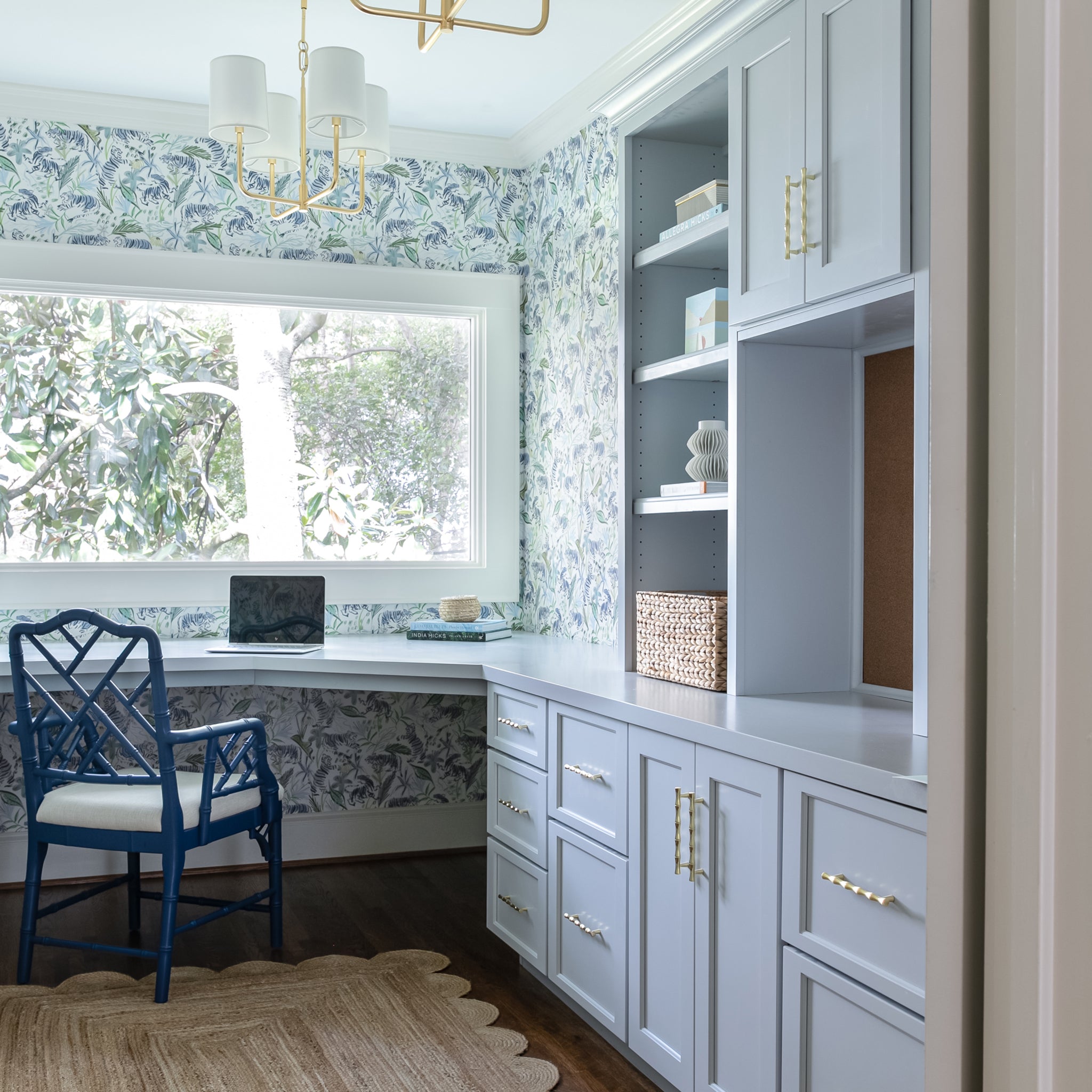 FEATURED: @emmaonadime & @heatherison