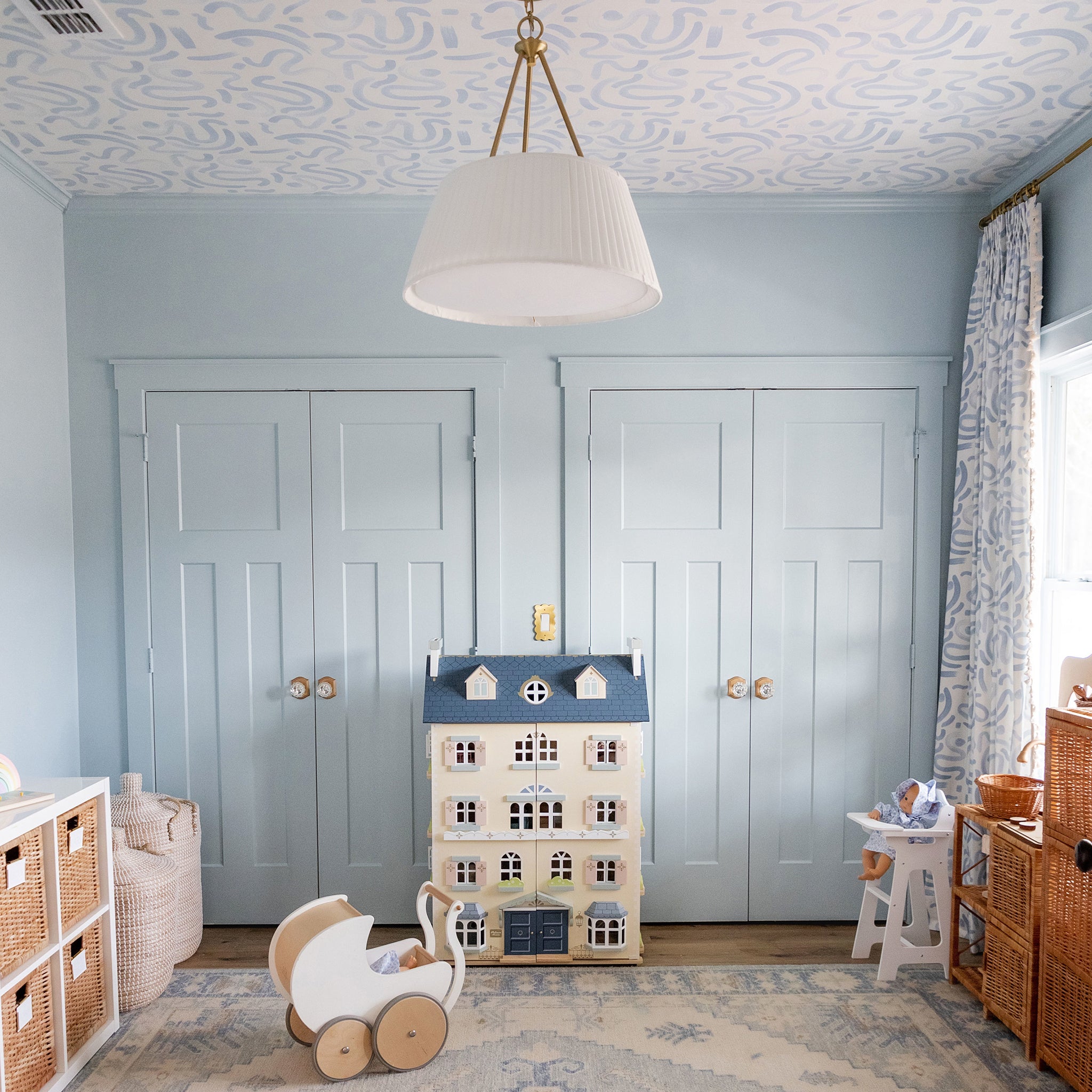 FEAUTURED: Photo by @mckenziefussell