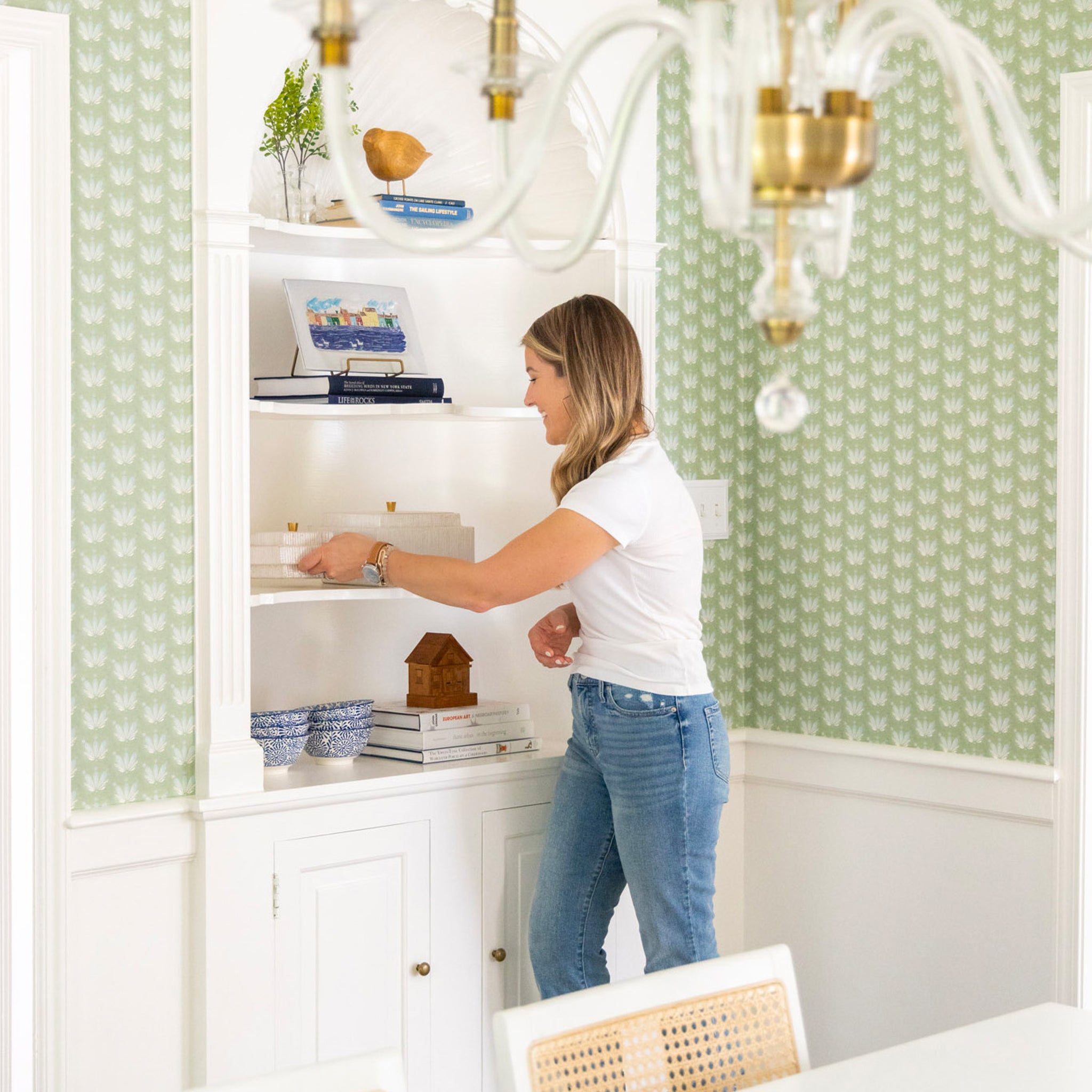 UGC Wallpaper SerenaSeaSalt DecorandMore