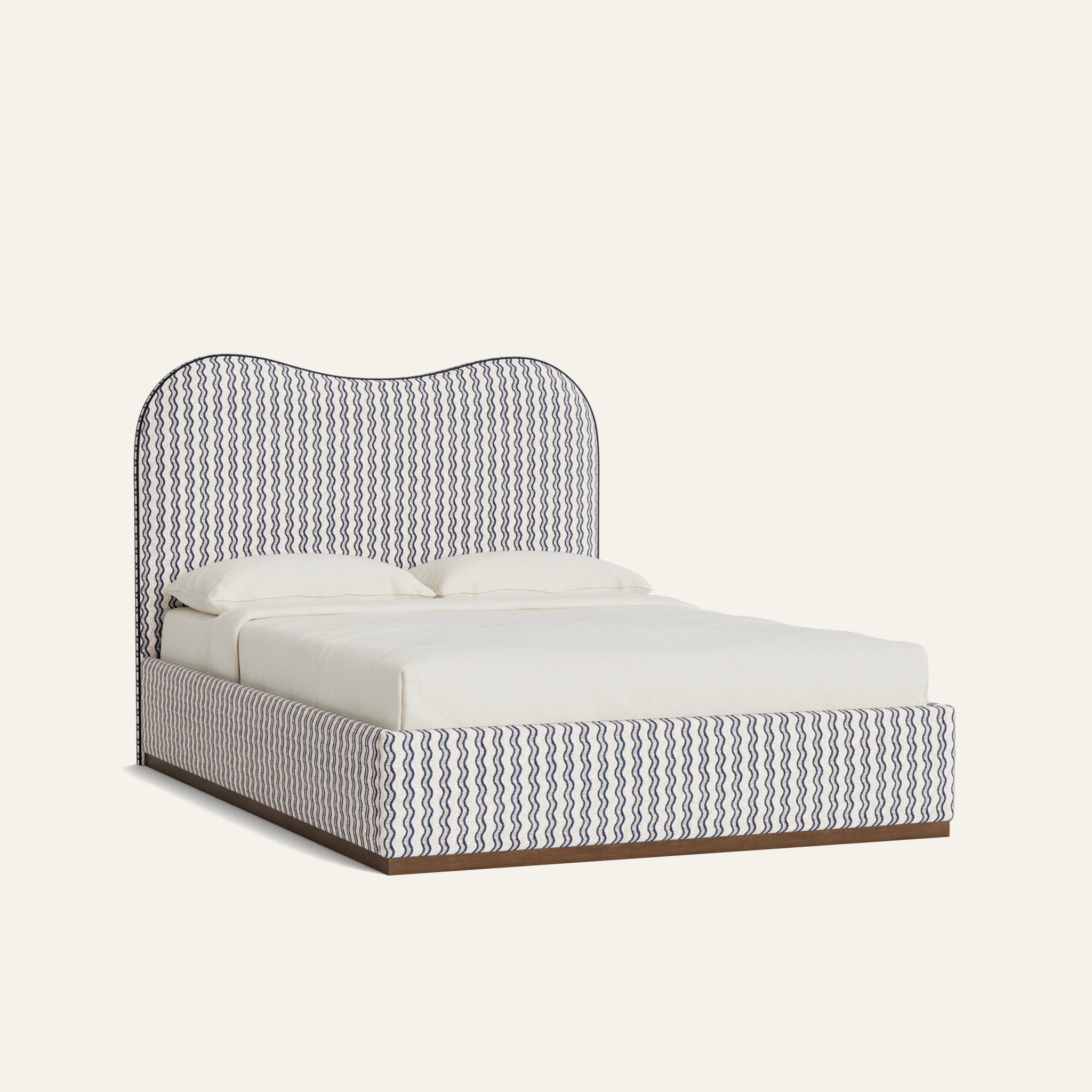 FEATURED: Queen / Wood Base / Tobacco / Cadet Velvet Welt