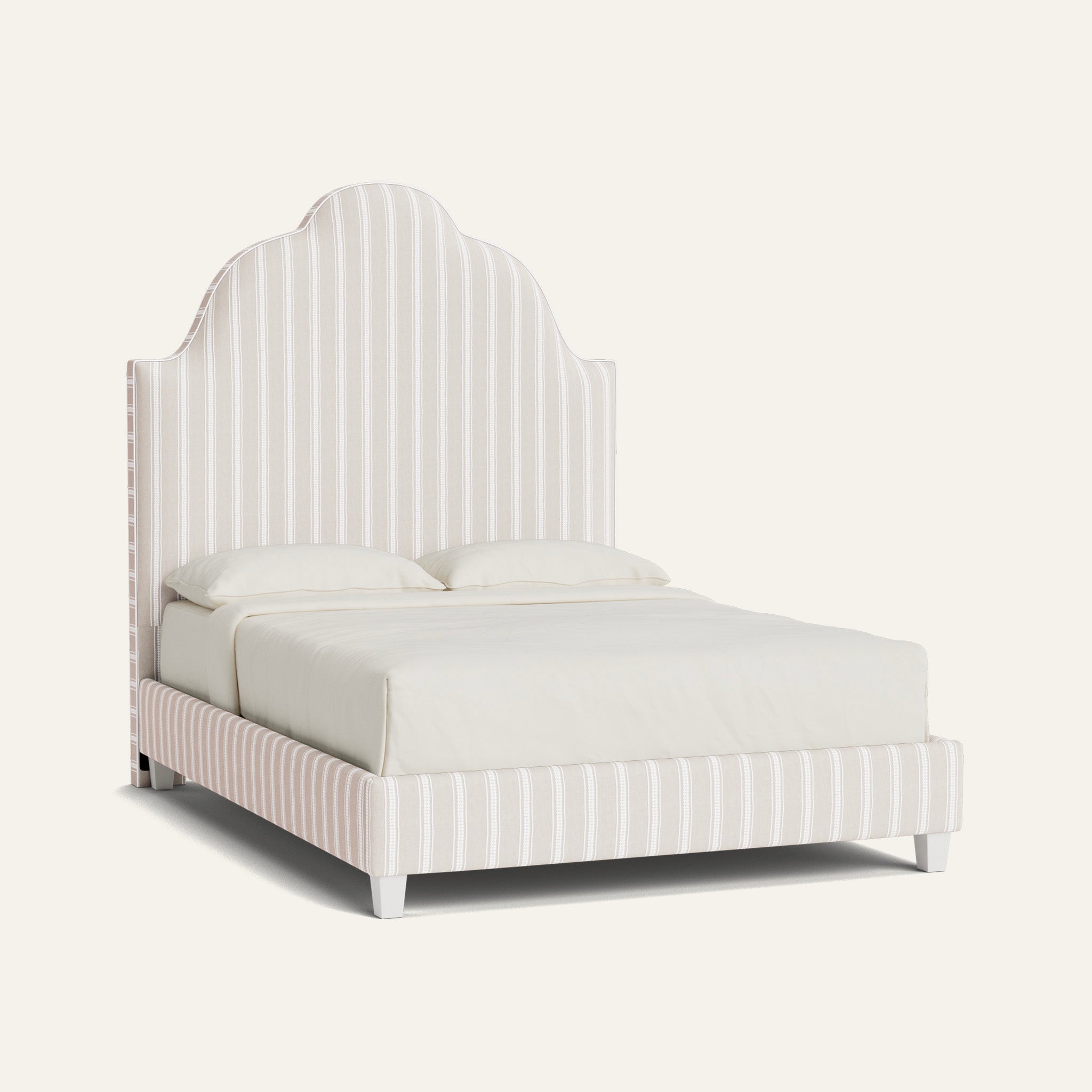 FEATURED: Shown in Queen / 11" Rails / Smoke / Snow Welt