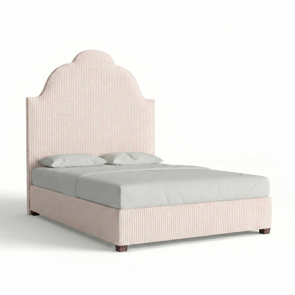 Queen louisa petal custom on white background