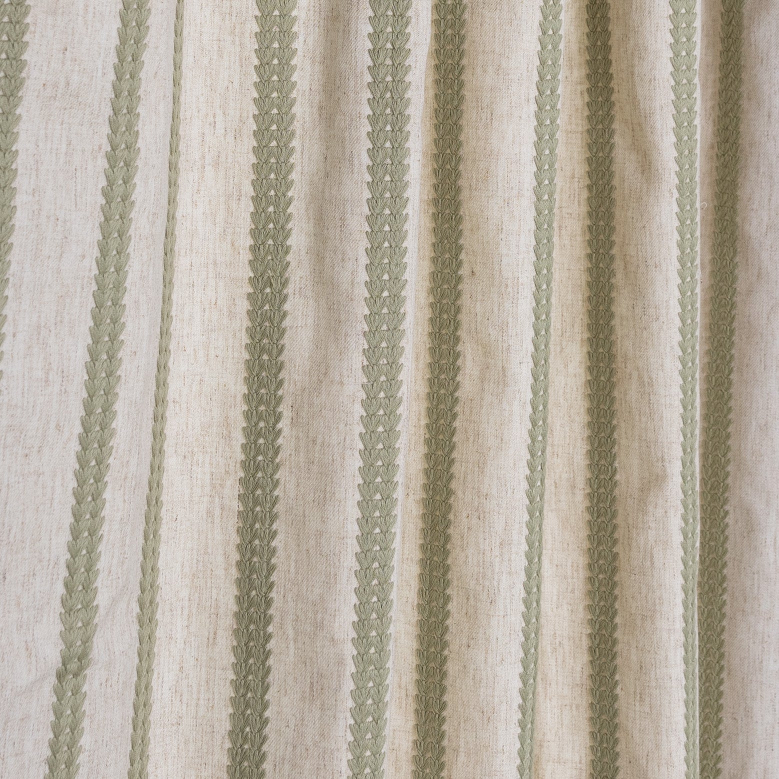 Vivienne Custom Cafe Curtain - Thumbnail 3