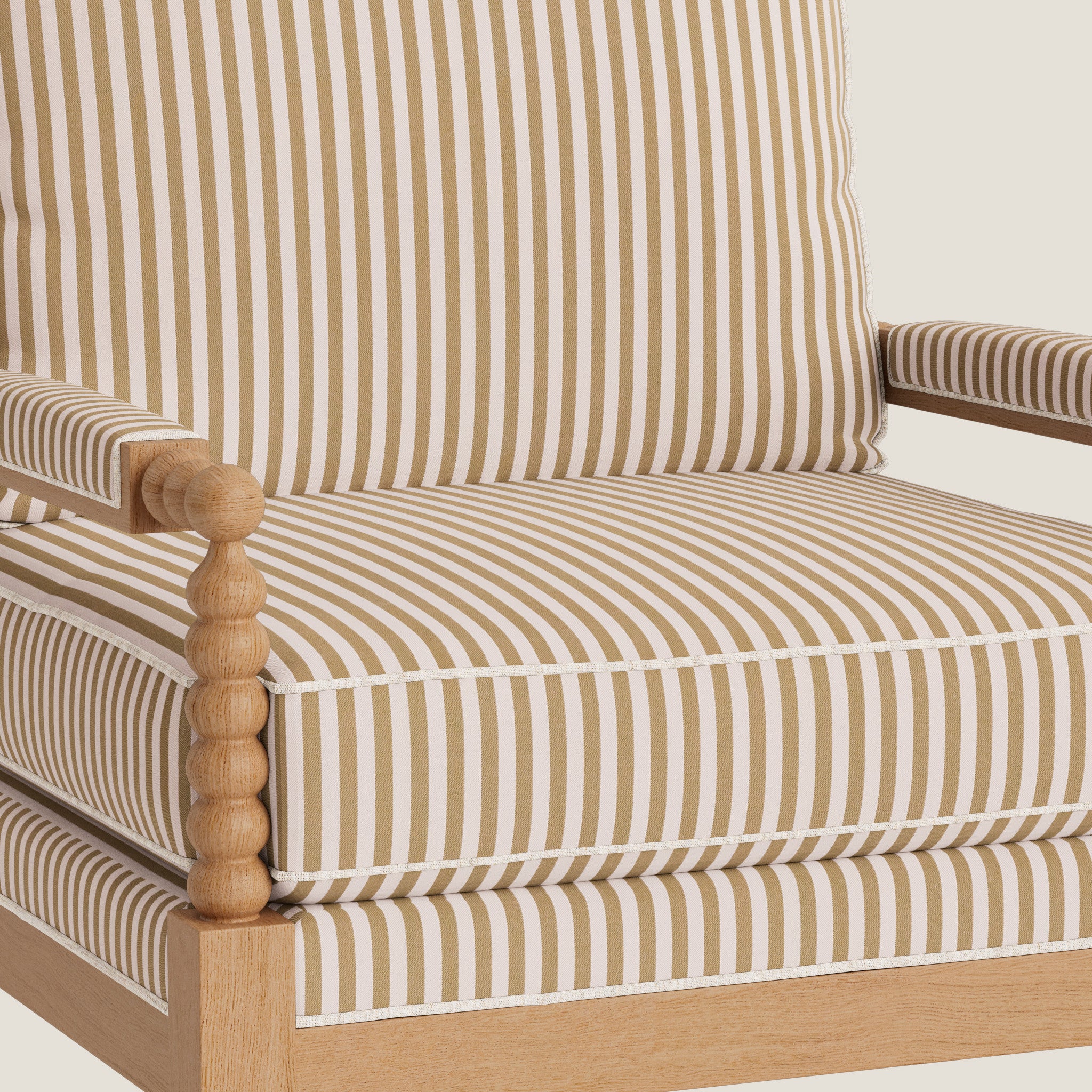 FEATURED: Shown with Oak / Sand Welt