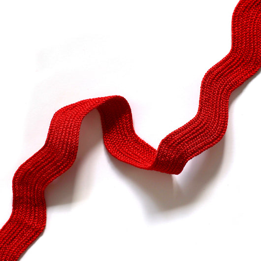red wavy rick rack trim 