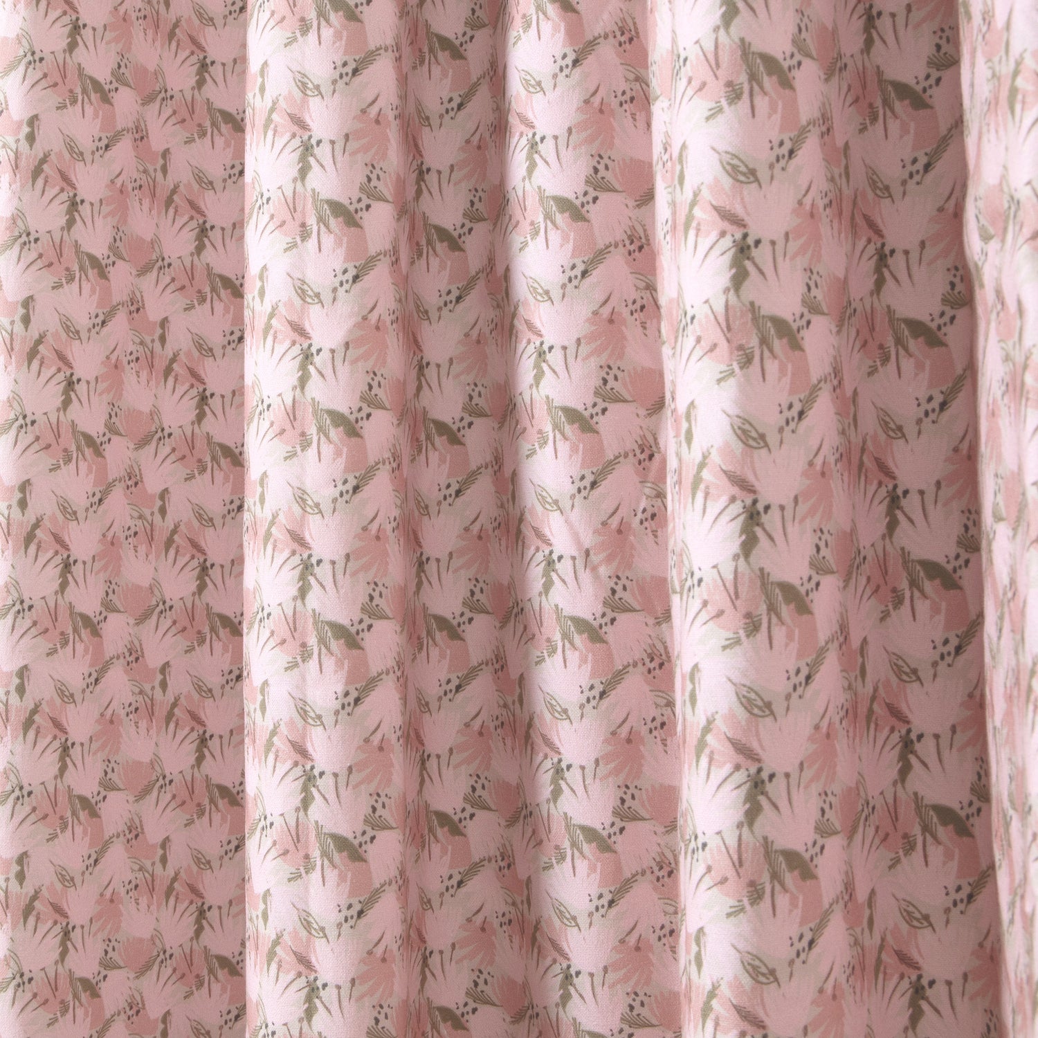 Pink Floral Printed Curtain Close-Up 