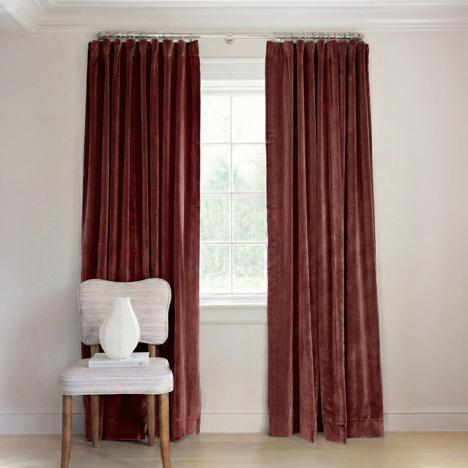 FEATURED: Shown in Ring Top / Blackout